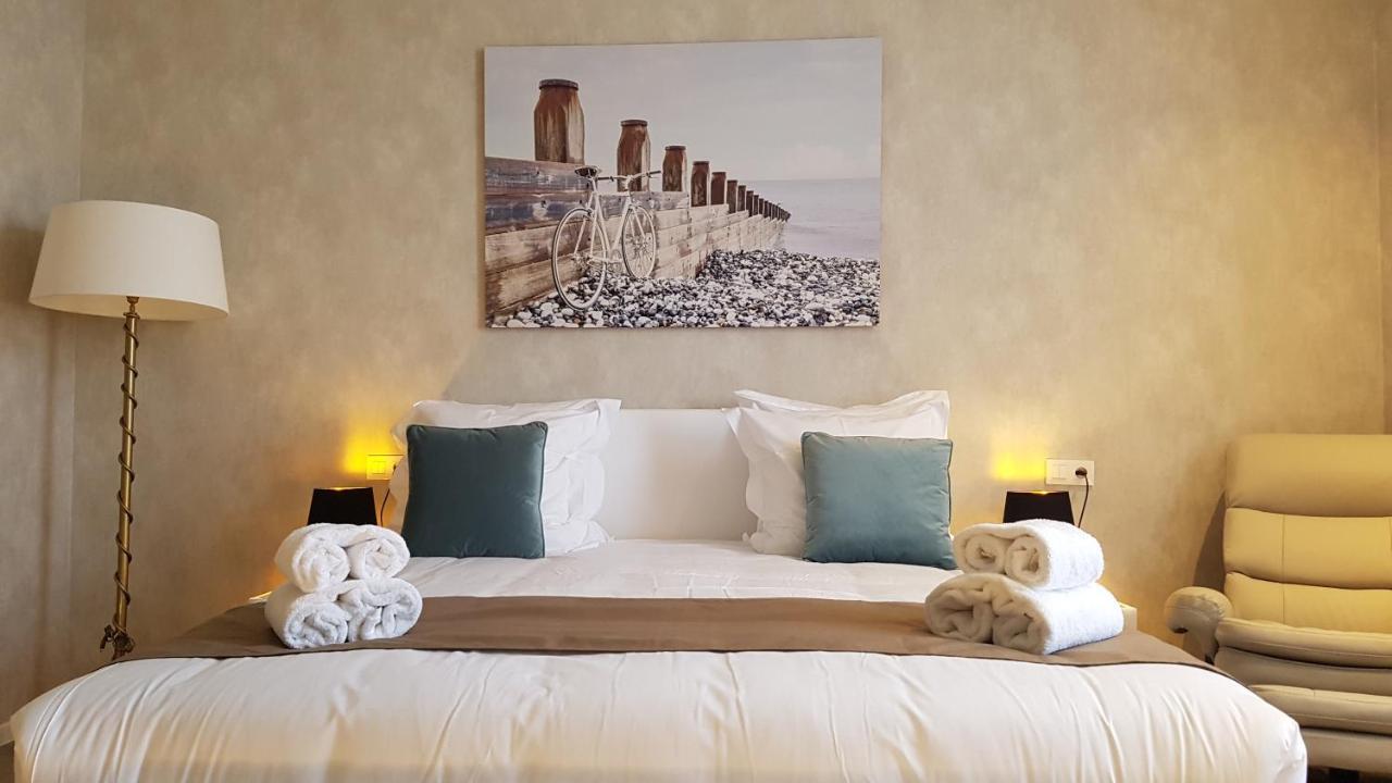 Hotel Acropolis " Op Het Sportiefste Park Van De Kust " Middelkerke Exteriér fotografie